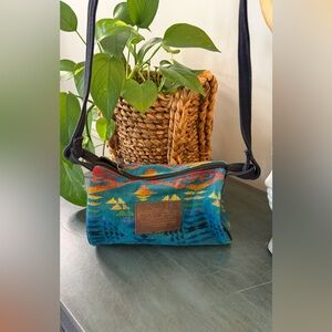 Pendleton Wool Southwest Heritage Tucson Turquoise bag with strap